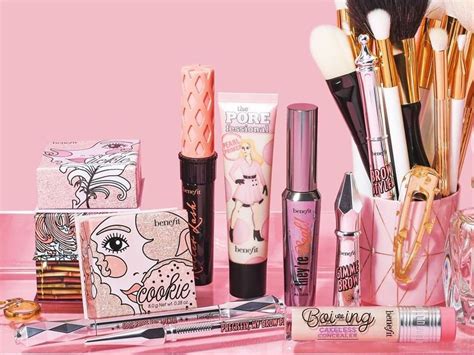 BENEFIT COSMETICS .